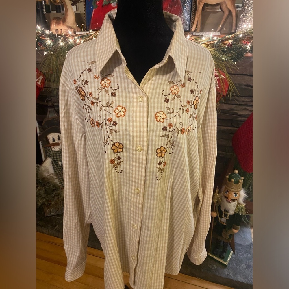 Alfred Dunner Beige Embroidered Checkered Autumn Blouse Size 18